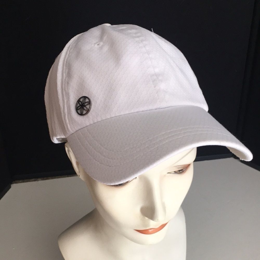 Gaiam Adjustable Hat in White